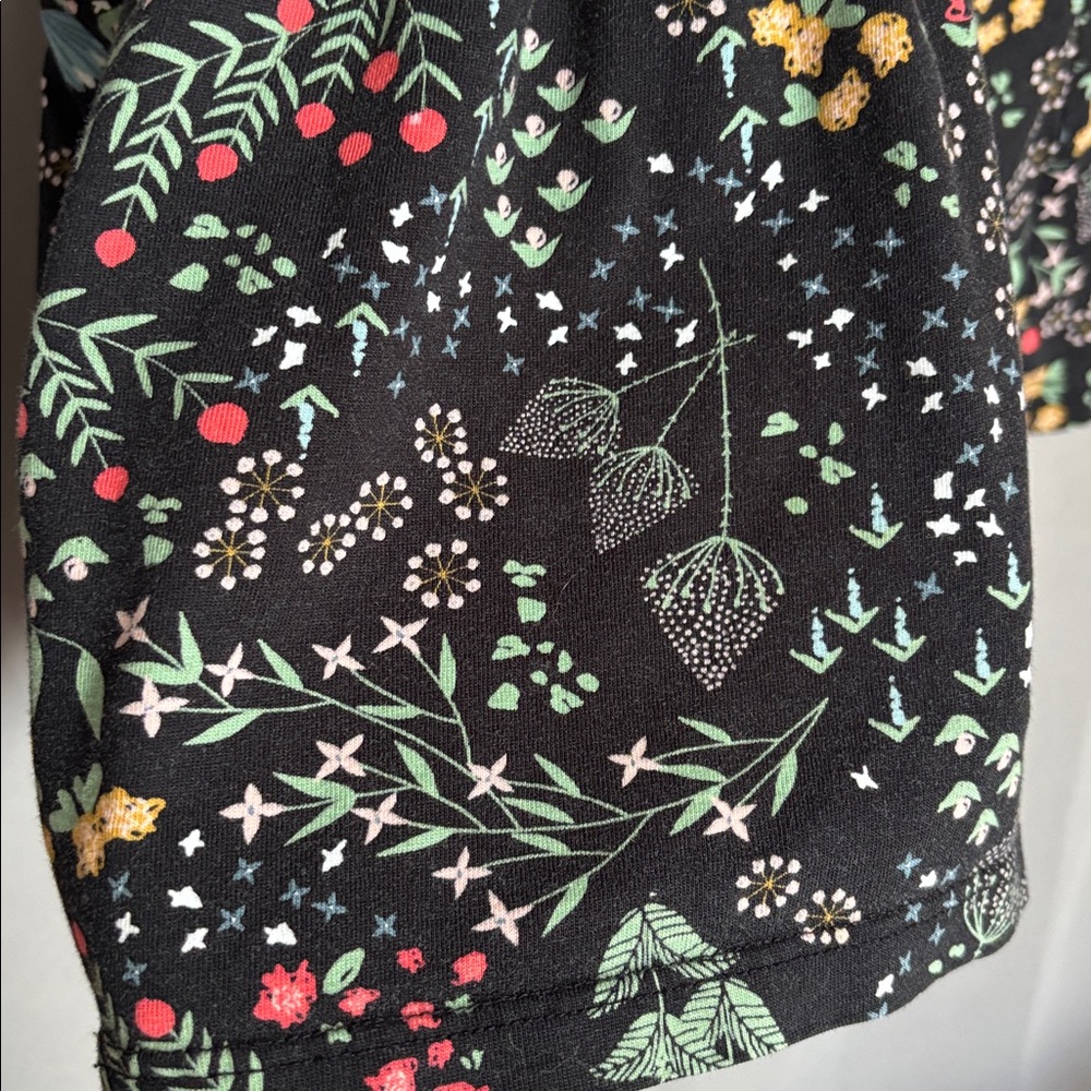 Hanna Andersson Girls Long Sleeved Floral Dress- size 6/7 or 120 - Picture 5 of 5